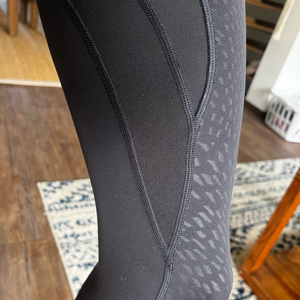Lululemon Mesh Emboss InStill High Rise Tight - Picture 6 of 8